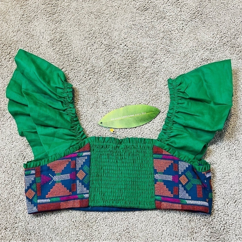 NWT! Farm Rio Tropical Green Linen Embroidered Smocked Back Crop Top. Size XL. - Picture 6 of 14